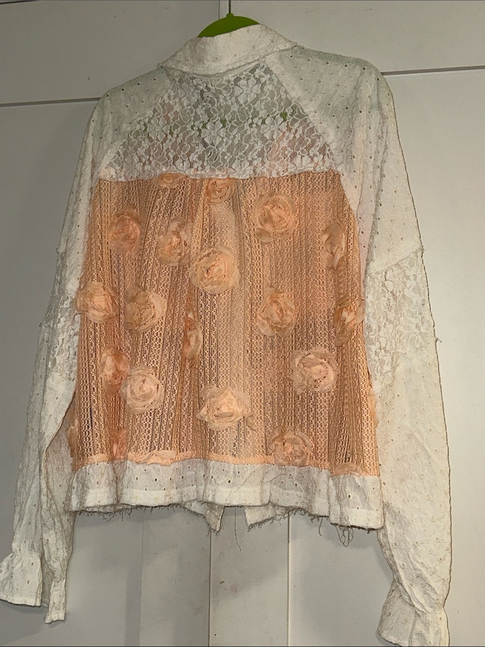 POL Peach and White Lace Embroidered Jacket - Picture 4 of 8